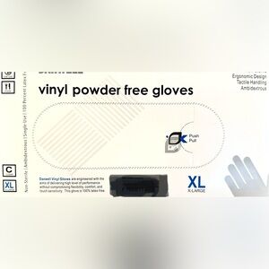 My name is Kim and I’m a glove addict 😛